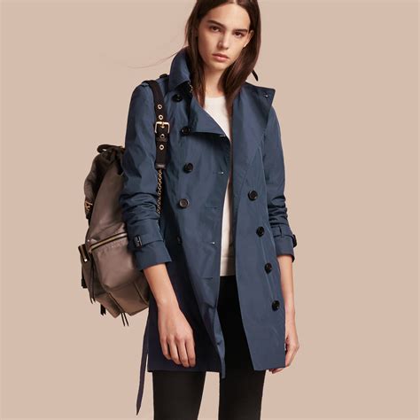 navy trench coat burberry